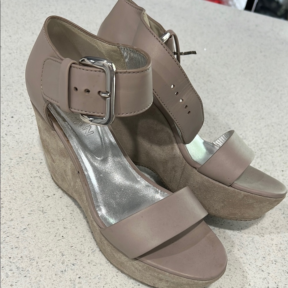 Stylish Women's Wedge Sandals